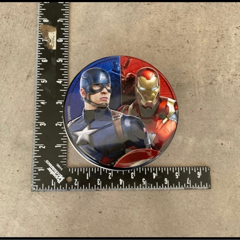 Marvel Captain America and Iron Man Design Empty Tin - Picture 4 of 5